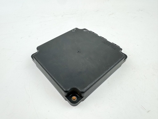 [030488] 2002 Yamaha 200 HP 2 Stroke Outboard Engine Control Unit ECU 68F-8591A-30-00 OEM