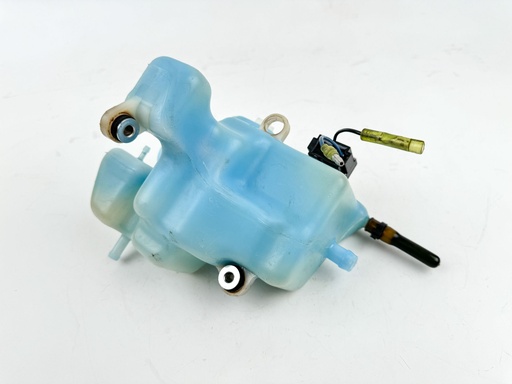 [030496] 2002 Yamaha 200 HP 2 Stroke Outboard Oil Tank 68F-21750-00-00 OEM