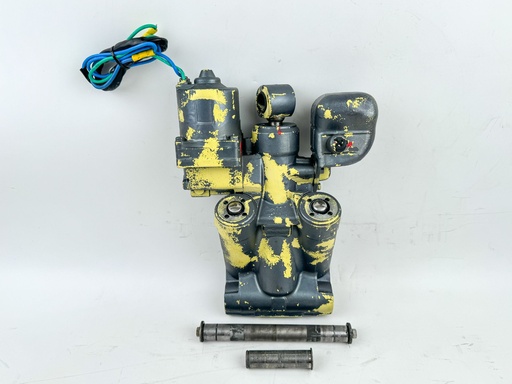 [030456] 2002 Yamaha 200 HP 2 Stroke Outboard Power Trim Tilt Unit 68F-43800-00-4D OEM