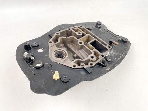 [031515] 2008 Mercury 50 HP 4 Stroke Outboard Exhaust Plate Guide 825228T27 OEM