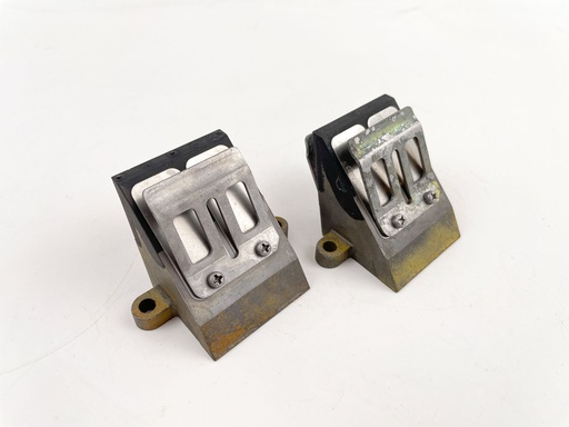 [029154] 1994 Yamaha 25 HP 2 Stroke Outboard Reed Valve Assembly 6L2-13610-00-00 OEM