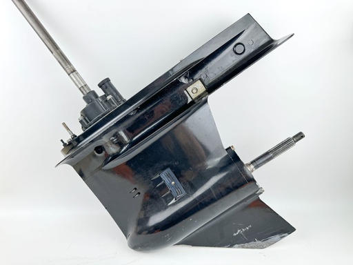 [032483] 2004 Suzuki 200 225 250 HP 4 Stroke 25" Outboard Lower Unit Gear Case RH