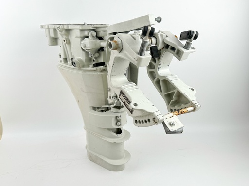 [032454] 1998 Suzuki 15 HP 4 Stroke Outboard Complete Midsection & Swivel Bracket 43750-93E17-Z11 OEM