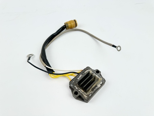 [032495] 2004 Suzuki 250 HP 4 Stroke Outboard Rectifier & Regulator 32800-93J03 OEM