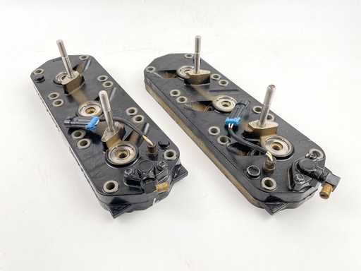 [031301] 2006 Mercury 175 HP 2 Stroke Outboard Cylinder Head Set 878110T1 OEM
