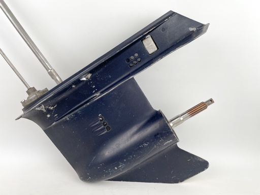 [024560] Johnson Evinrude 50 60 70 2 Stroke 20" Lower Unit Gear Case 3 Cylinder - Damaged