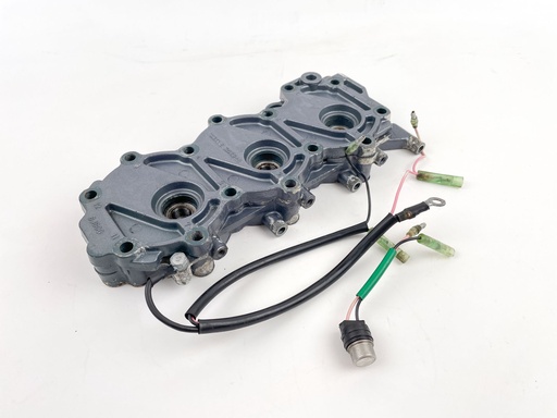 [027911] 1999 Yamaha 30 HP 2 Stroke Outboard Cylinder Head 6J8-11111-00-94 OEM