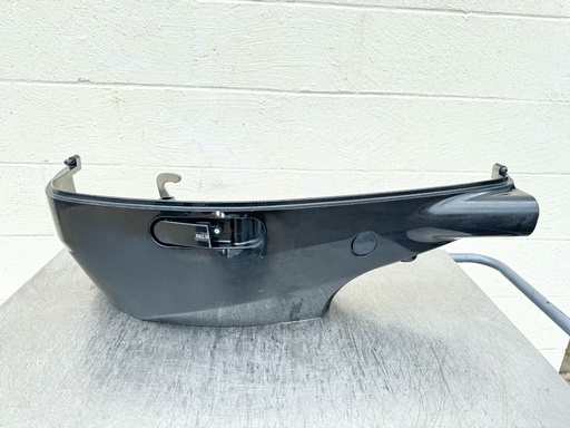 [033620] 2007 Suzuki 200 HP 4 Stroke Outboard Starboard Oil Pan Cover 61131-93J01-0EP OEM